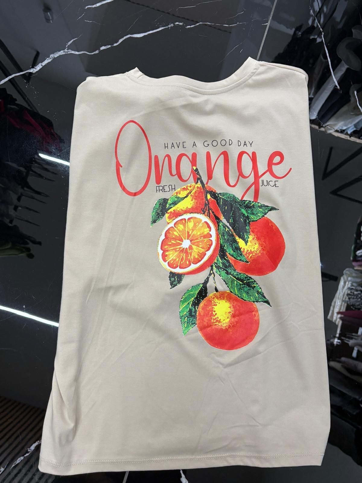 T-SHIRT CON CHARM