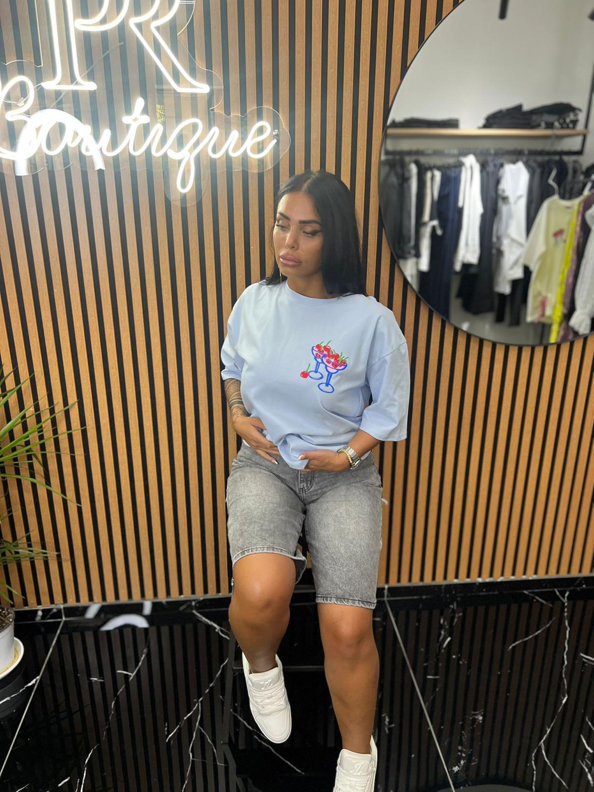 T-SHIRT CON CHARM